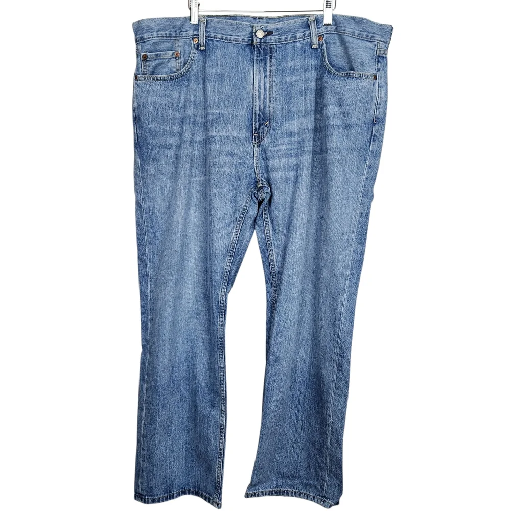 Levi's 559 Relaxed Fit Straight Leg Light Wash Denim Blue Jeans Mens Size 42x31